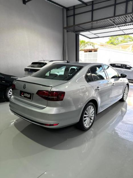 VOLKSWAGEN Jetta 2.0 4P FLEX COMFORTLINE TIPTRONIC AUTOM�TICO, Foto 10