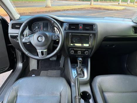 VOLKSWAGEN Jetta 2.0 4P FLEX COMFORTLINE TIPTRONIC AUTOM�TICO, Foto 9