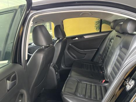 VOLKSWAGEN Jetta 2.0 4P TSI HIGHLINE 211 CV AUTOM�TICO, Foto 8