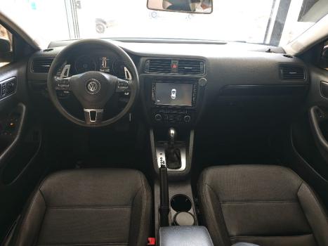 VOLKSWAGEN Jetta 2.0 4P FLEX COMFORTLINE TIPTRONIC AUTOM�TICO, Foto 4
