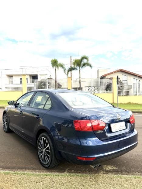 VOLKSWAGEN Jetta 2.0 4P COMFORTLINE TIPTRONIC AUTOM�TICO, Foto 3