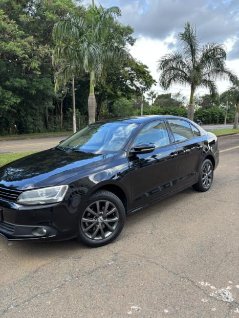 VOLKSWAGEN Jetta 2.0 4P COMFORTLINE TIPTRONIC AUTOM�TICO, Foto 2