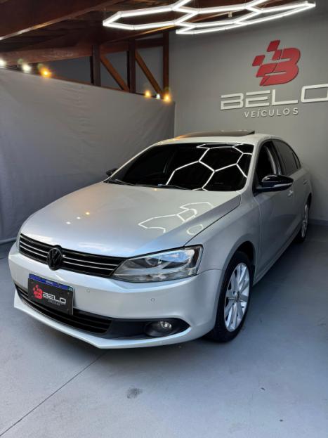 VOLKSWAGEN Jetta 2.0 4P FLEX COMFORTLINE TIPTRONIC AUTOM�TICO, Foto 6