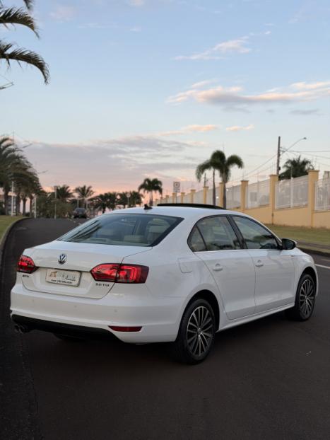 VOLKSWAGEN Jetta 2.0 4P TSI HIGHLINE 211 CV AUTOM�TICO, Foto 5