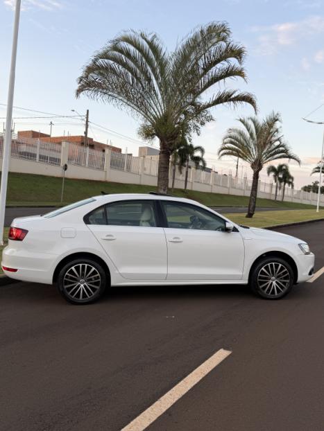 VOLKSWAGEN Jetta 2.0 4P TSI HIGHLINE 211 CV AUTOM�TICO, Foto 6