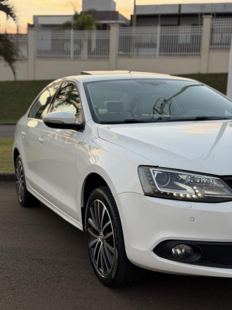VOLKSWAGEN Jetta 2.0 4P TSI HIGHLINE 211 CV AUTOM�TICO, Foto 8