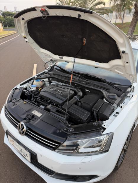 VOLKSWAGEN Jetta 2.0 4P TSI HIGHLINE 211 CV AUTOM�TICO, Foto 20