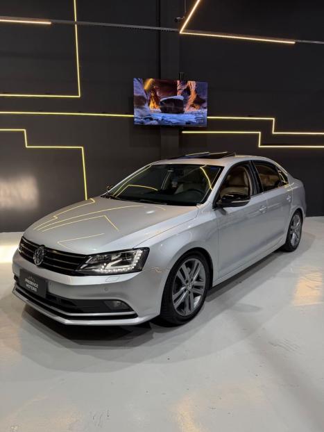 VOLKSWAGEN Jetta 2.0 4P TSI HIGHLINE 211 CV AUTOM�TICO, Foto 8