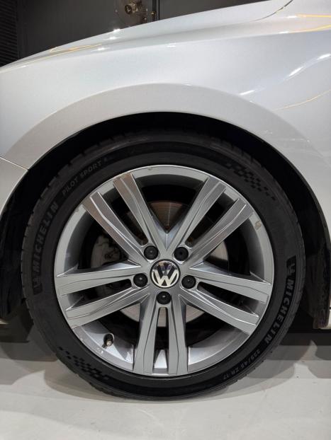VOLKSWAGEN Jetta 2.0 4P TSI HIGHLINE 211 CV AUTOM�TICO, Foto 10