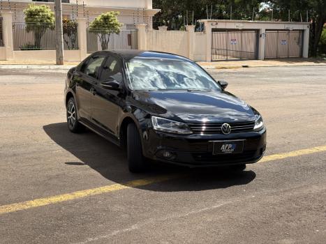 VOLKSWAGEN Jetta 2.0 4P FLEX AUTOM�TICO, Foto 2