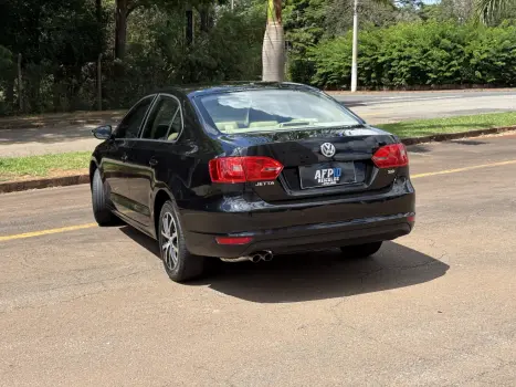 VOLKSWAGEN Jetta 2.0 4P FLEX AUTOM�TICO, Foto 5