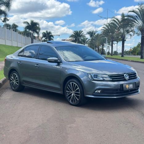 VOLKSWAGEN Jetta 2.0 4P TSI HIGHLINE 211 CV AUTOM�TICO, Foto 3
