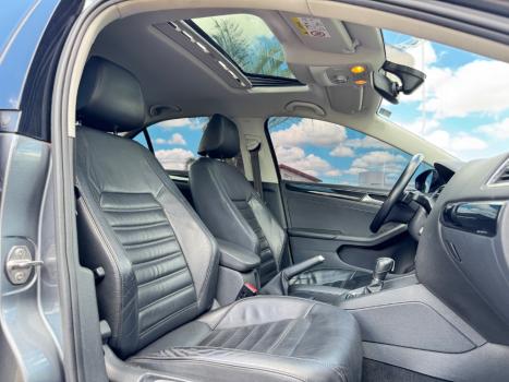 VOLKSWAGEN Jetta 2.0 4P TSI HIGHLINE 211 CV AUTOM�TICO, Foto 9