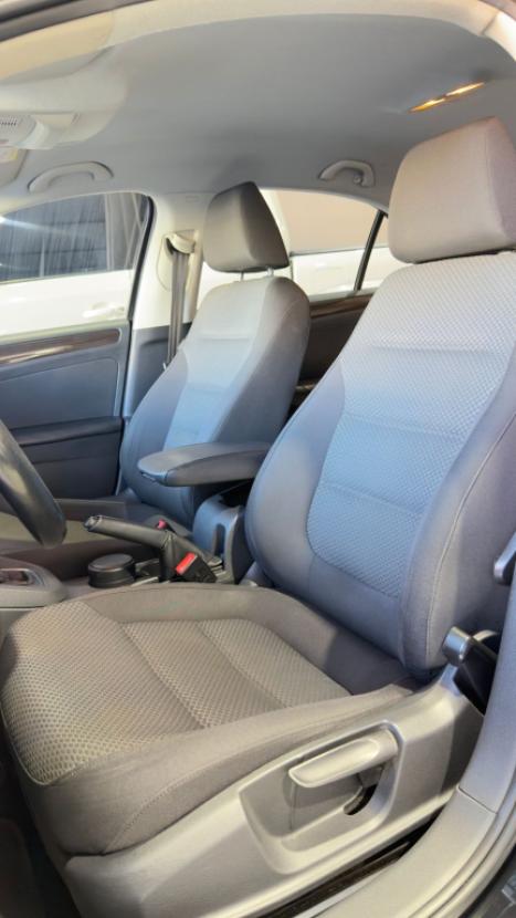 VOLKSWAGEN Jetta 2.0 4P FLEX COMFORTLINE TIPTRONIC AUTOM�TICO, Foto 11