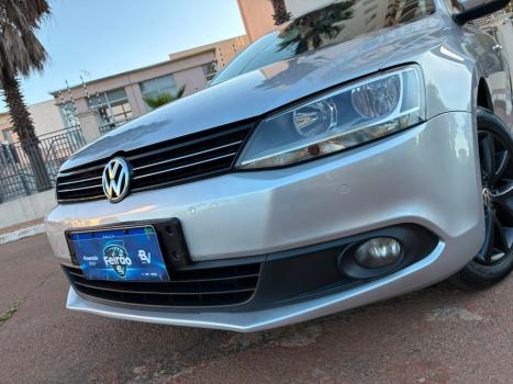 VOLKSWAGEN Jetta 2.0 4P COMFORTLINE TIPTRONIC AUTOM�TICO, Foto 9