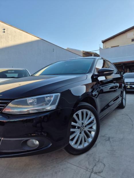 VOLKSWAGEN Jetta 2.0 4P TSI HIGHLINE 200 CV AUTOM�TICO, Foto 3