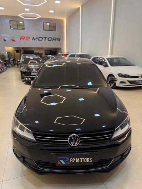 VOLKSWAGEN Jetta 2.0 4P TSI HIGHLINE 200 CV AUTOM�TICO, Foto 4