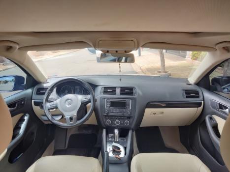 VOLKSWAGEN Jetta 2.0 4P FLEX COMFORTLINE TIPTRONIC AUTOM�TICO, Foto 6