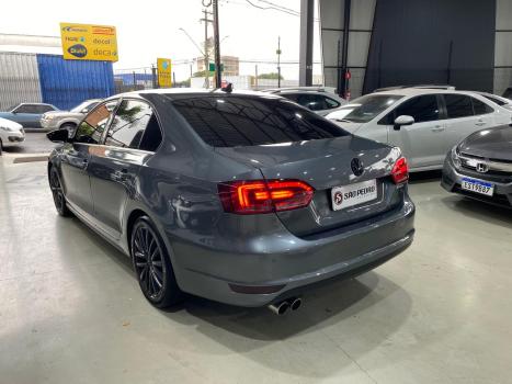 VOLKSWAGEN Jetta 2.0 4P TSI HIGHLINE 211 CV AUTOMÁTICO, Foto 4