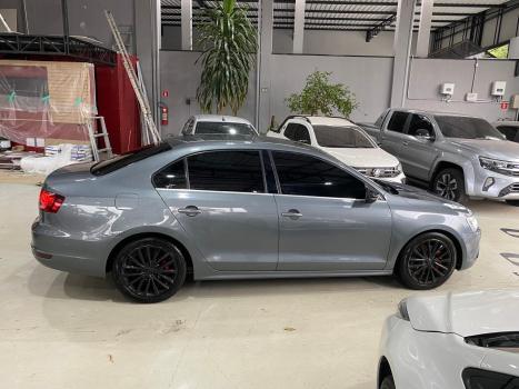 VOLKSWAGEN Jetta 2.0 4P TSI HIGHLINE 211 CV AUTOMÁTICO, Foto 10