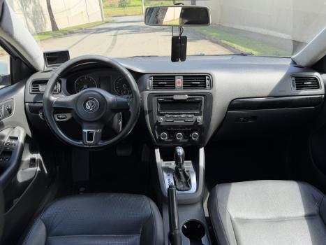VOLKSWAGEN Jetta 2.0 4P FLEX COMFORTLINE TIPTRONIC AUTOMÁTICO, Foto 3
