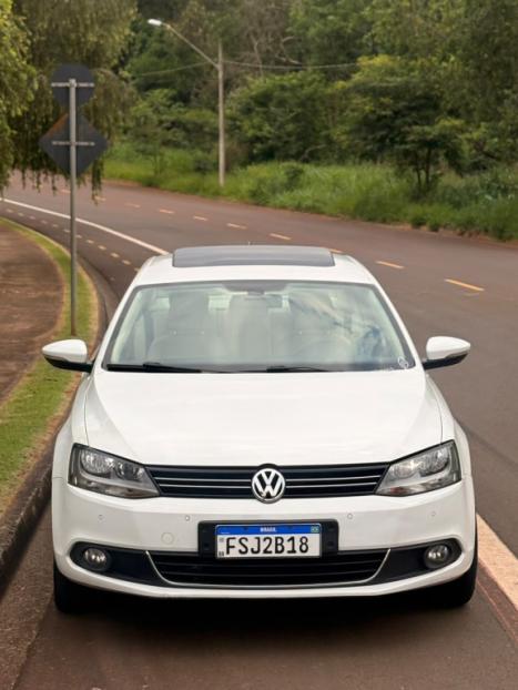 VOLKSWAGEN Jetta 2.0 4P TSI HIGHLINE 211 CV AUTOMÁTICO, Foto 2