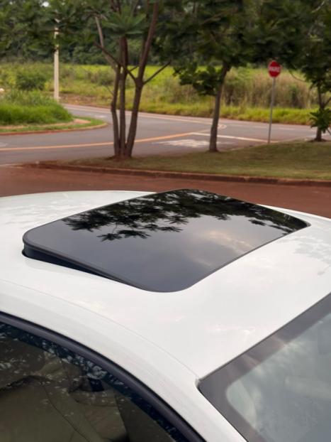 VOLKSWAGEN Jetta 2.0 4P TSI HIGHLINE 211 CV AUTOMÁTICO, Foto 5