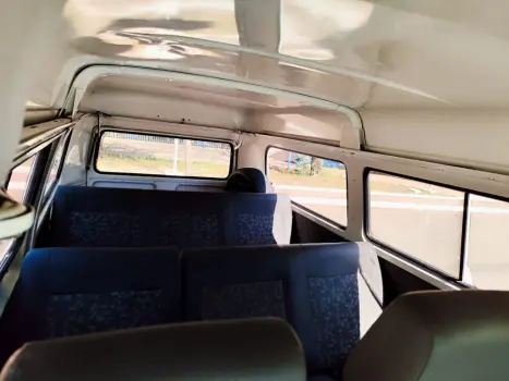 VOLKSWAGEN Kombi 1.4 FLEX STD 9 LUGARES, Foto 6