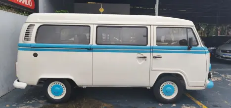 VOLKSWAGEN Kombi 1.4 FLEX STD LOTA��O 12 LUGARES, Foto 4