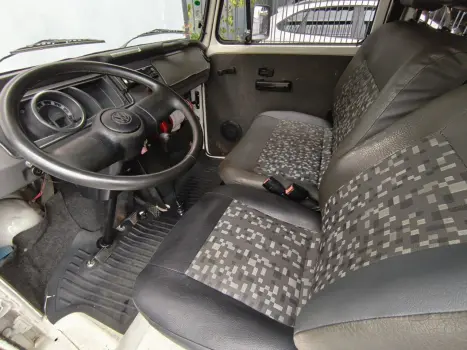 VOLKSWAGEN Kombi 1.4 FLEX STD LOTA��O 12 LUGARES, Foto 6