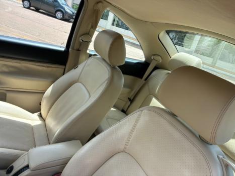 VOLKSWAGEN New Beetle 2.0 MI AUTOM�TICO, Foto 6