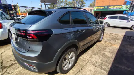 VOLKSWAGEN Nivus 1.0 4P FLEX 200 TSI COMFORTLINE TURBO AUTOMTICO, Foto 2