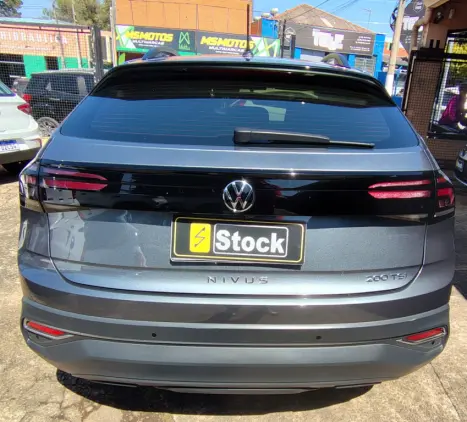 VOLKSWAGEN Nivus 1.0 4P FLEX 200 TSI COMFORTLINE TURBO AUTOMTICO, Foto 6