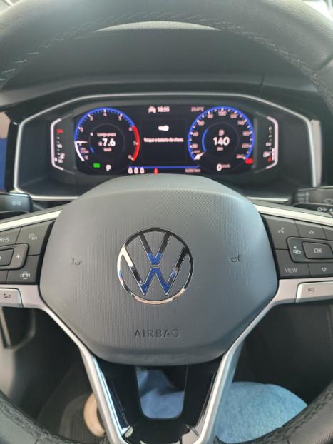 VOLKSWAGEN Nivus 1.0 4P FLEX 200 TSI HIGHLINE TURBO AUTOMÁTICO, Foto 5 VOLKSWAGEN Nivus 1.0 4P FLEX 200 TSI HIGHLINE TURBO AUTOMÁTICO, Foto 5