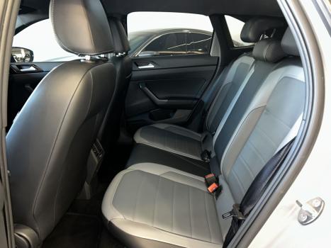 VOLKSWAGEN Nivus 1.0 4P FLEX 200 TSI HIGHLINE TURBO AUTOMTICO, Foto 9