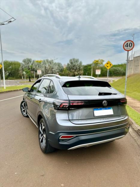 VOLKSWAGEN Nivus 1.0 4P FLEX 200 TSI HIGHLINE TURBO AUTOMTICO, Foto 2