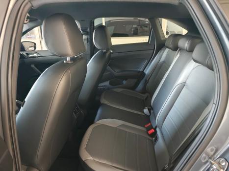 VOLKSWAGEN Nivus 1.0 4P FLEX 200 TSI HIGHLINE TURBO AUTOMÁTICO, Foto 6 VOLKSWAGEN Nivus 1.0 4P FLEX 200 TSI HIGHLINE TURBO AUTOMÁTICO, Foto 6