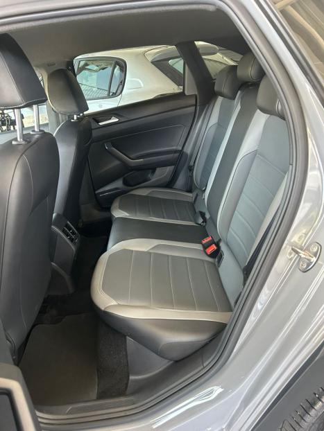 VOLKSWAGEN Nivus 1.0 4P FLEX 200 TSI HIGHLINE TURBO AUTOMTICO, Foto 8