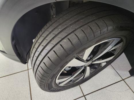 VOLKSWAGEN Nivus 1.0 4P FLEX 200 TSI HIGHLINE TURBO AUTOM�TICO, Foto 13