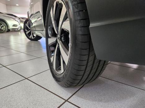 VOLKSWAGEN Nivus 1.0 4P FLEX 200 TSI HIGHLINE TURBO AUTOM�TICO, Foto 14