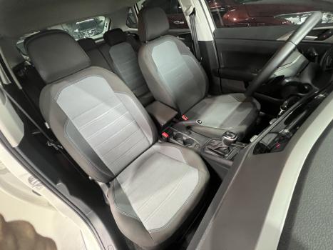 VOLKSWAGEN Nivus 1.0 4P FLEX 200 TSI COMFORTLINE TURBO AUTOM�TICO, Foto 9