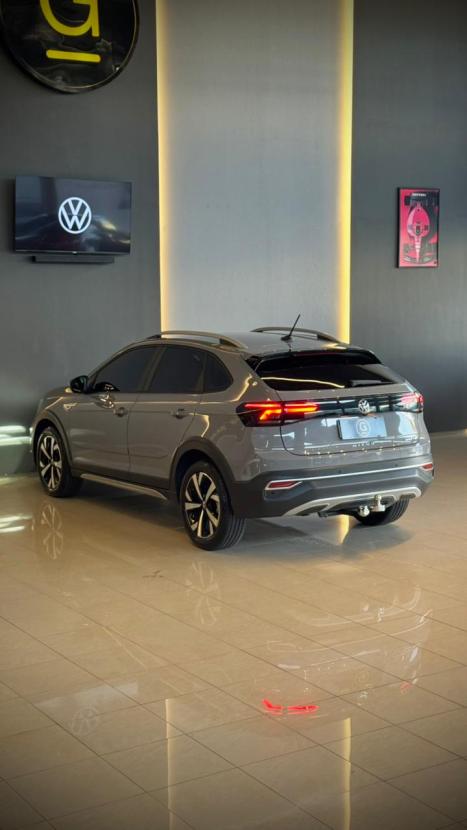 VOLKSWAGEN Nivus 1.0 4P FLEX 200 TSI HIGHLINE TURBO AUTOM�TICO, Foto 8