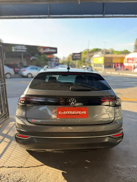 VOLKSWAGEN Nivus 1.0 4P FLEX 200 TSI COMFORTLINE TURBO AUTOM�TICO, Foto 4