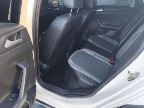 VOLKSWAGEN Nivus 1.0 4P FLEX 200 TSI HIGHLINE TURBO AUTOM�TICO, Foto 8
