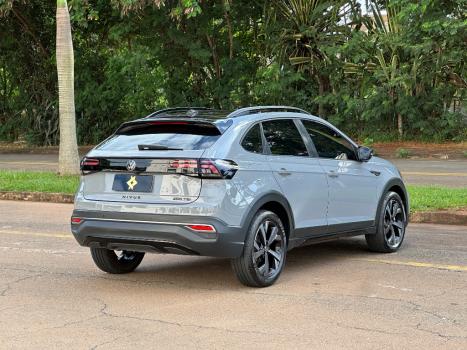 VOLKSWAGEN Nivus 1.0 4P FLEX 200 TSI HIGHLINE TURBO AUTOM�TICO, Foto 3