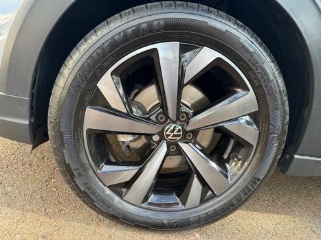 VOLKSWAGEN Nivus 1.0 4P FLEX 200 TSI HIGHLINE TURBO AUTOM�TICO, Foto 14