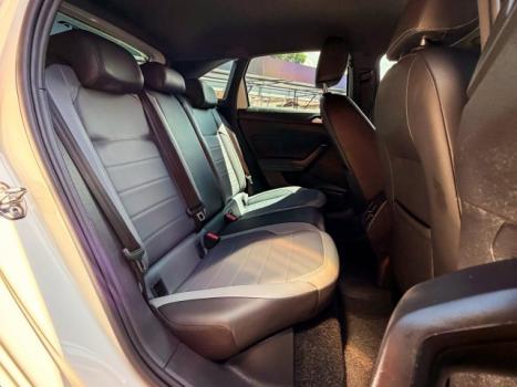 VOLKSWAGEN Nivus 1.0 4P FLEX 200 TSI HIGHLINE TURBO AUTOM�TICO, Foto 13