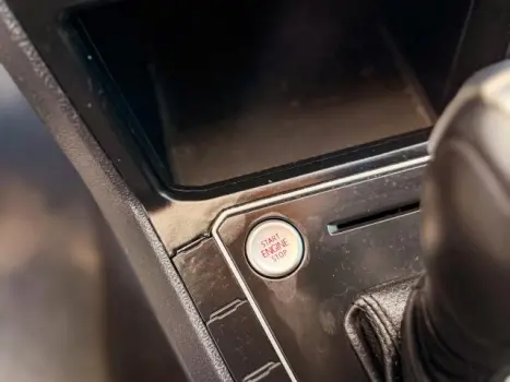 VOLKSWAGEN Nivus 1.0 4P FLEX 200 TSI HIGHLINE TURBO AUTOM�TICO, Foto 21