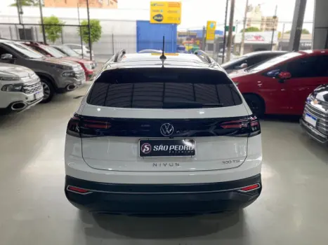 VOLKSWAGEN Nivus 1.0 4P FLEX 200 TSI COMFORTLINE TURBO AUTOM�TICO, Foto 7