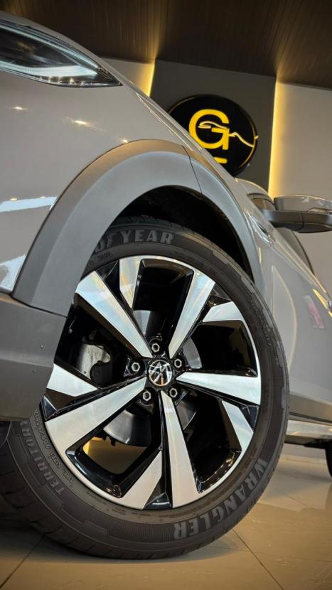 VOLKSWAGEN Nivus 1.0 4P FLEX 200 TSI HIGHLINE TURBO AUTOM�TICO, Foto 3